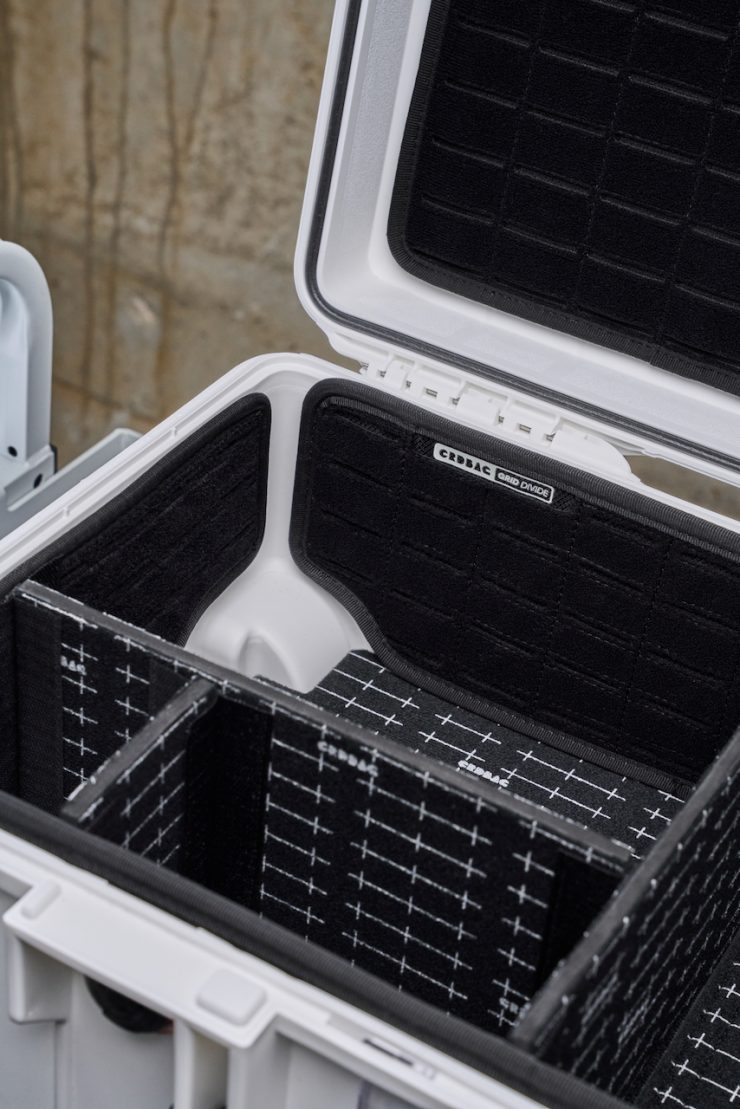 crdbag grid divide carry on 02