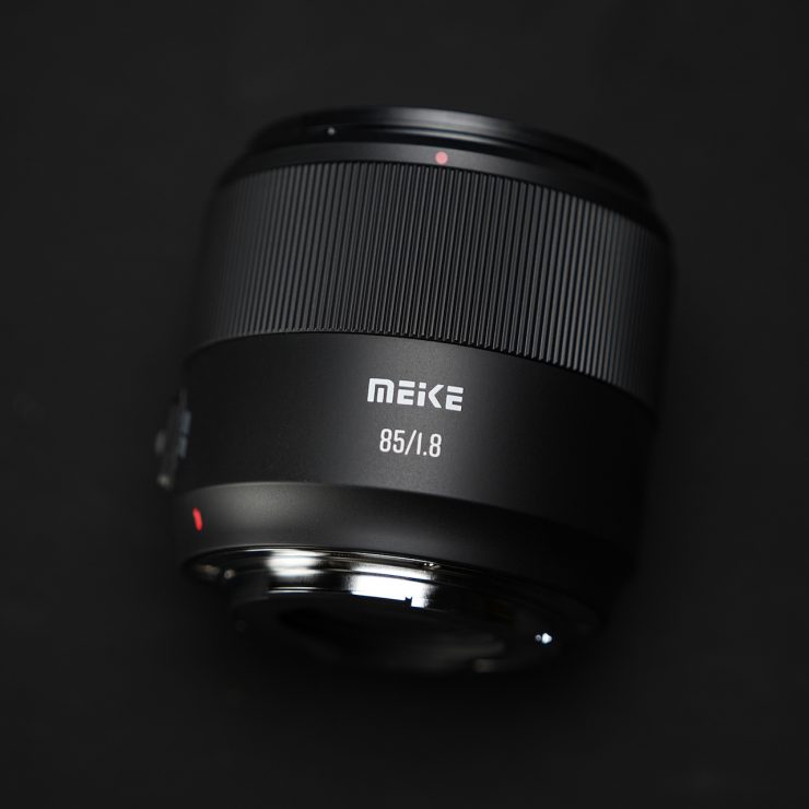 85mm F1 8