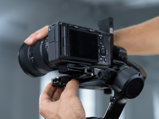 Dual layer Quick Release Plate