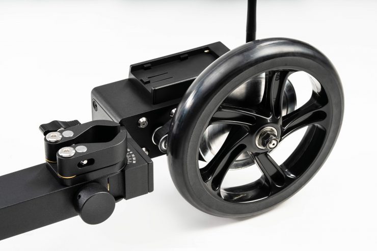 Hyperdolly white background 2