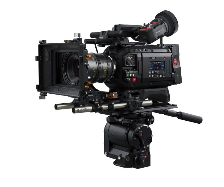 Blackmagic URSA Cine 12K LF 100G Angle