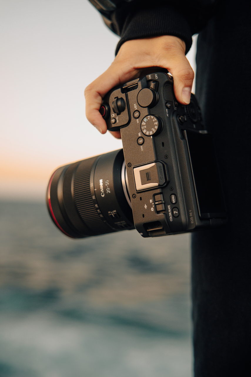 EOS R6 V Lifestyle 3 - Newsshooter
