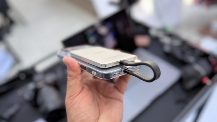 SmallRig Multifunctional Magnetic Portable SSD IMG 1497