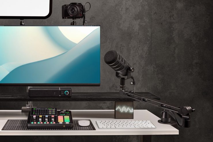 rode lpa1 on desk 8192x5464 rgb