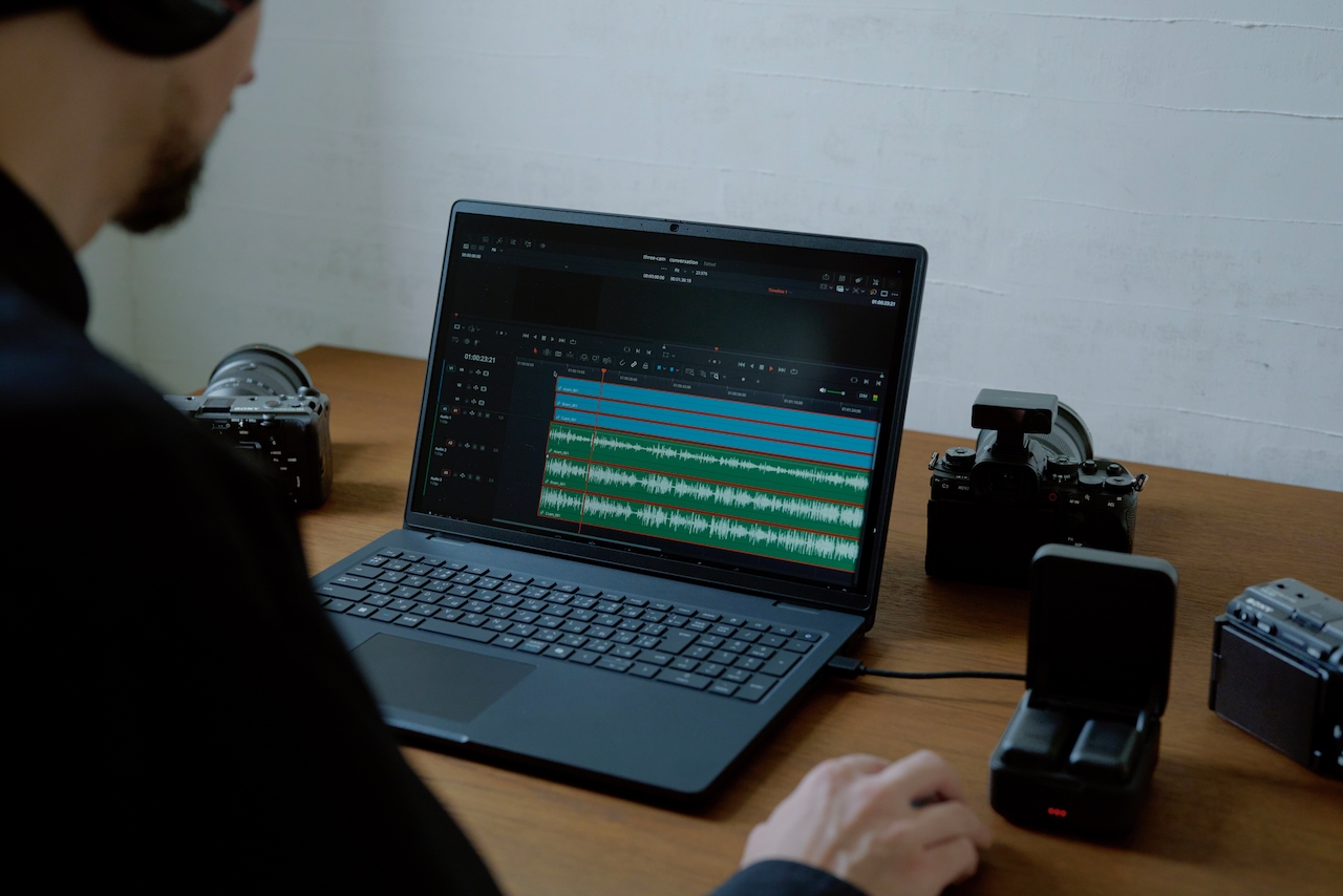 Запись звука на передатчик Sony ECM-W5